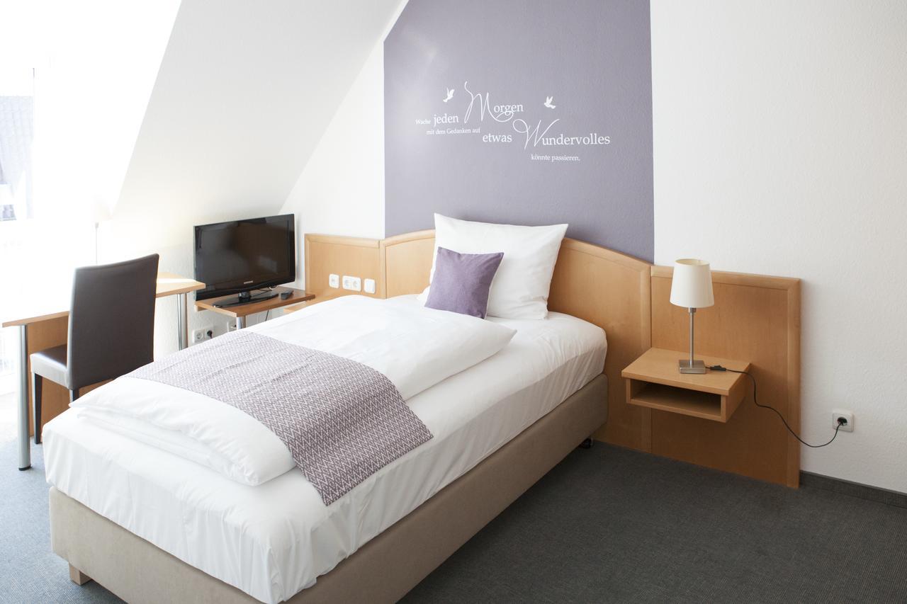Hotel Am Markt Hungen Ngoại thất bức ảnh